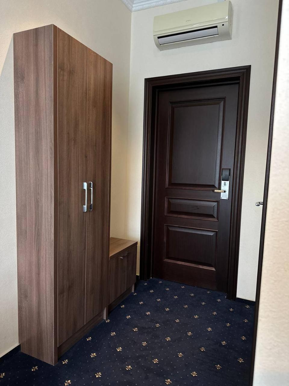 Sun Rise Inn Karaganda Exterior photo